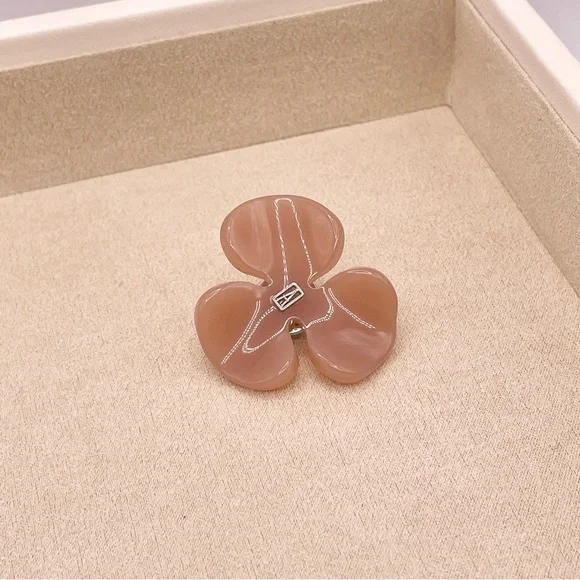 Alexandre de Paris muted coral pink flower Brooch - Picture 4 of 4